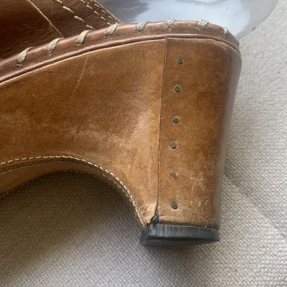 Frye Women's Light Brown Leather Slip-On High-Heel Clogs Size 6 - Picture 11 of 16
